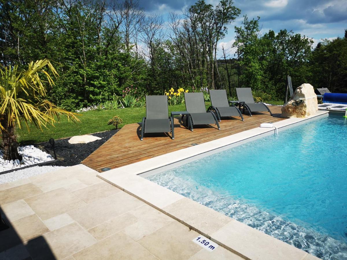 Notre Bastide Maison et table d'hôtes sur réservation, PISCINE et JACUZZI Acomodação com café da manhã Marcillac-Saint-Quentin Exterior foto