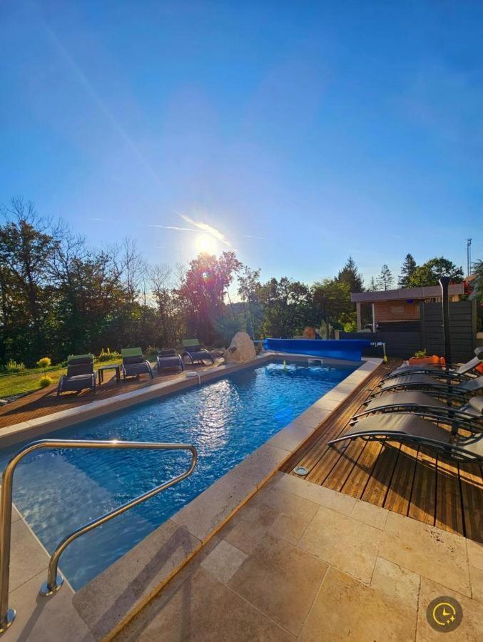 Notre Bastide Maison et table d'hôtes sur réservation, PISCINE et JACUZZI Acomodação com café da manhã Marcillac-Saint-Quentin Exterior foto