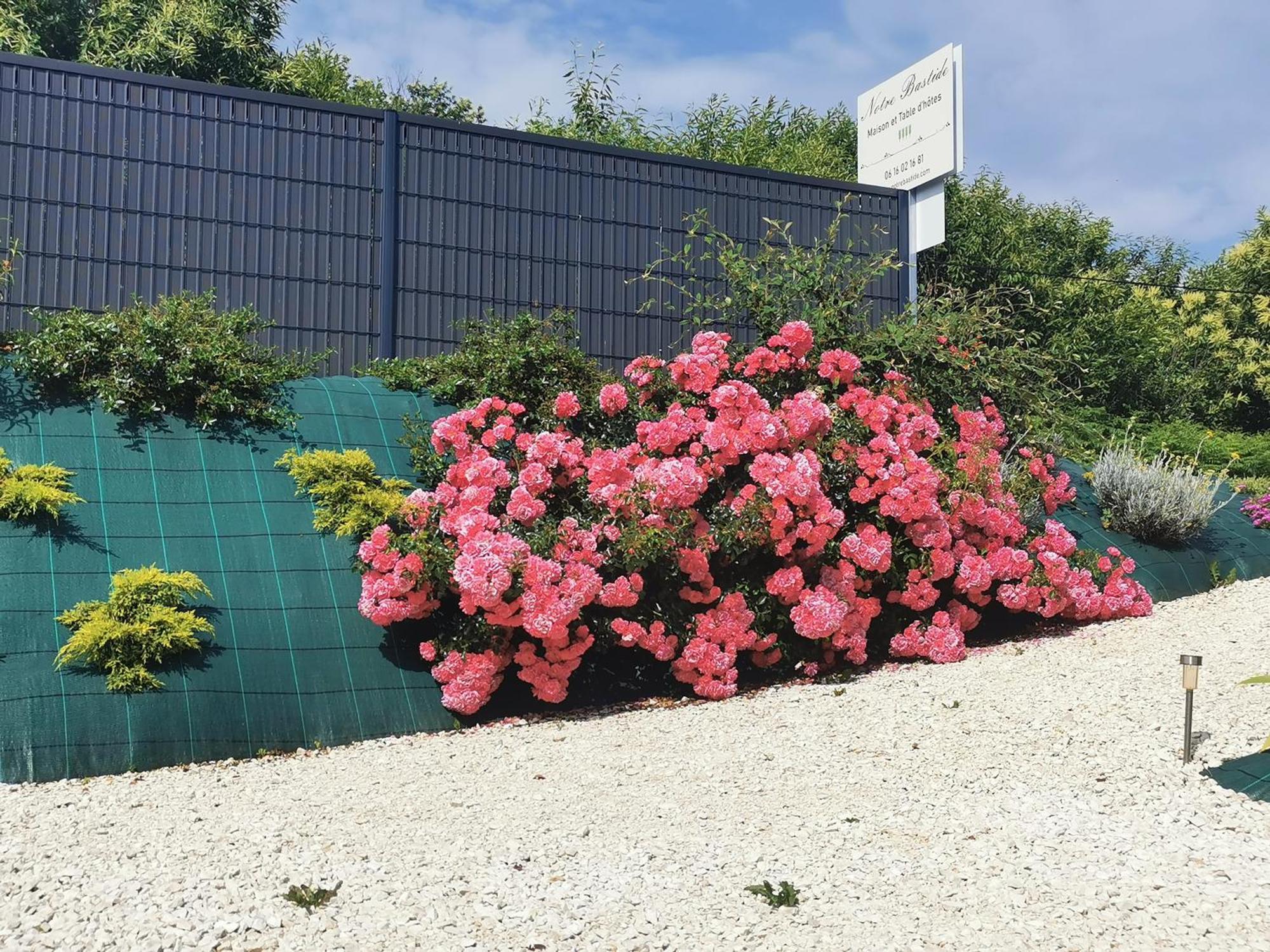 Notre Bastide Maison et table d'hôtes sur réservation, PISCINE et JACUZZI Acomodação com café da manhã Marcillac-Saint-Quentin Exterior foto